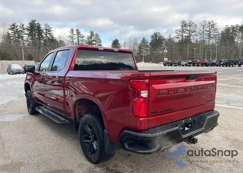 2021 Chevrolet Silverado 1500 4Wd Short Bed Custom Trail Boss z USA, uszkodzony, nr VIN 1GCPYCEF5MZ146532